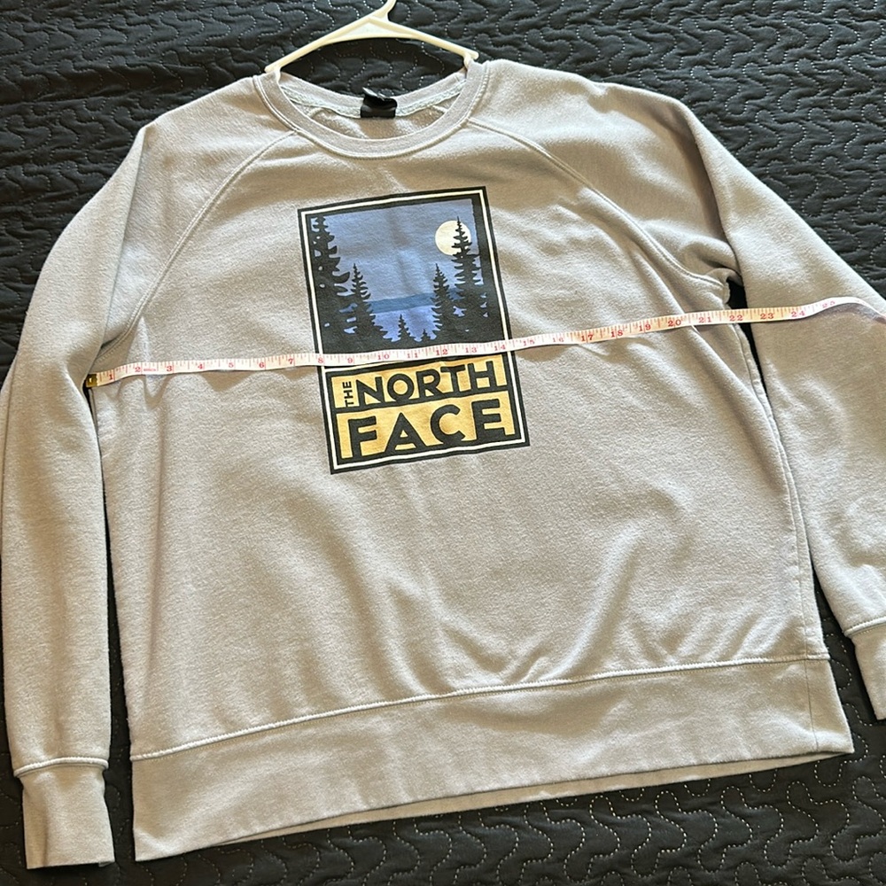 Xl Northface sweatshirt